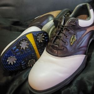 Footjoy Men's size 10 leather golf shoes